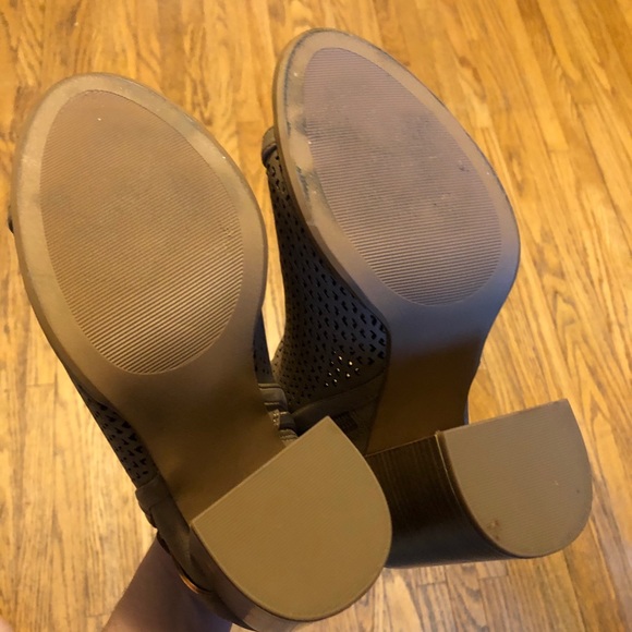 🛍 George Open Toed Bootie - Picture 6 of 6